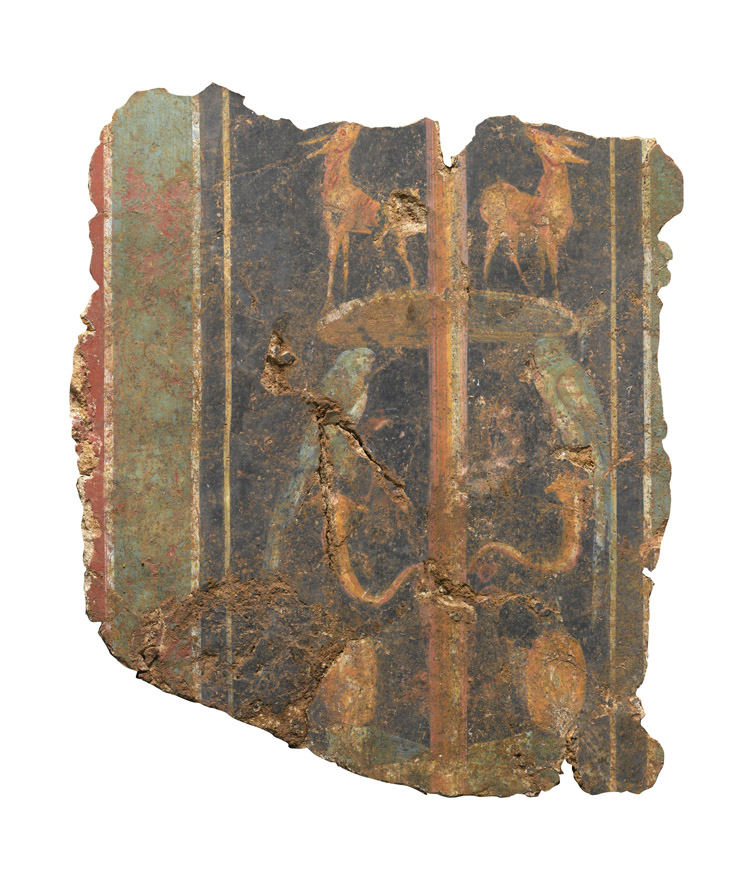 A section of a decorative fresco, dating to the 1st-century AD Roman Britain (c) MOLA A section of a decorative fresco, dating to the 1st-century AD Roman Britain (c) MOLA