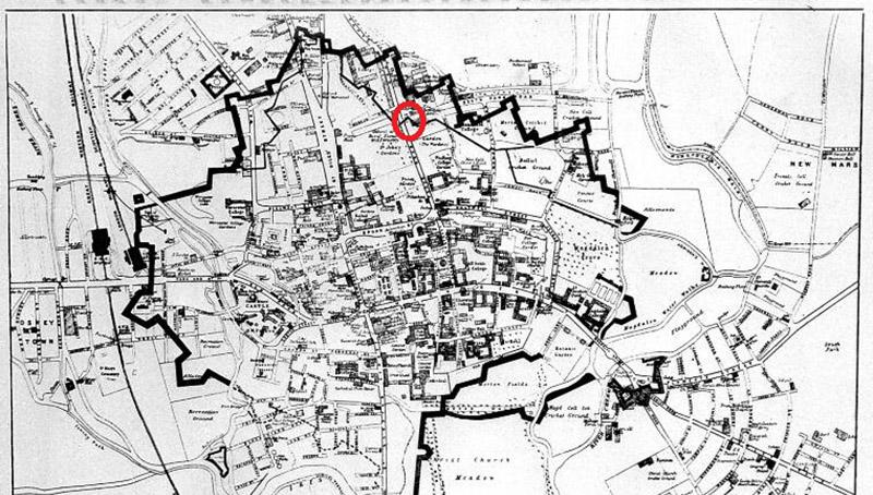 Map showing Rhodes House site located just inside the old city walls.
