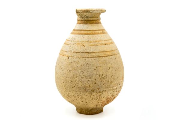 Complete ceramic Roman flask with painted line decoration
